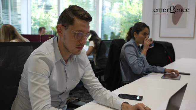 bureau 2 clients emergence